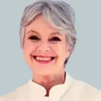 Márcia Elisabeth Rodrigues, D.O. MROBr, Dra.